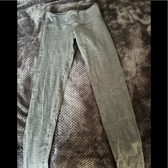 Grey lululemon size 4 leggings. - Picture 2 of 2